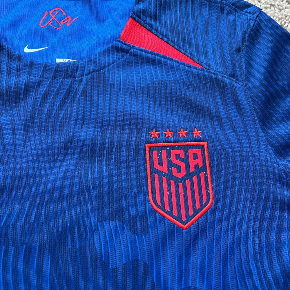 NEW Nike USA soccer jersey women M Blue - Picture 3 of 6